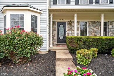 8923 Dennis Ct, Bristow, VA 20136 - photo 2