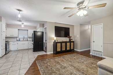 1205 Crestridge St, Ennis, TX 75119 - photo 4