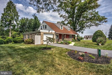 49 Cedar Ave, Brownstown, PA 17508 - photo 4