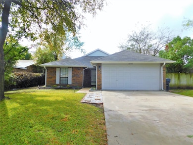 2716 Mistywood Ln, Denton, TX 76209 - photo 2