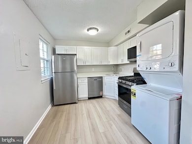 100 Park Blvd unit 14A, Cherry Hill, NJ 08034 - photo 3