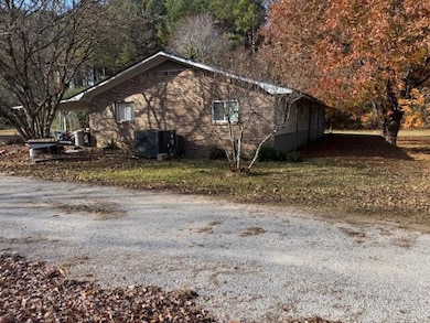 105 Pierce Town Rd, Fulton, MS 38843 - photo 4