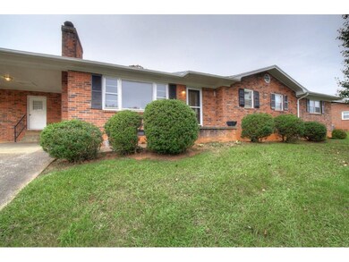 604 Southview Dr, Johnson City, TN 37601 - photo 3