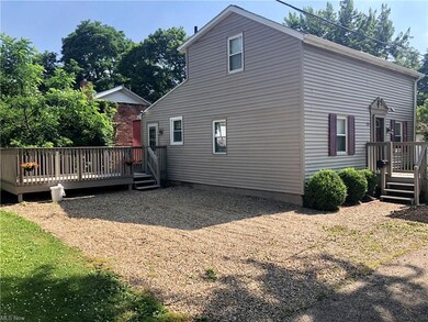 Side with deck