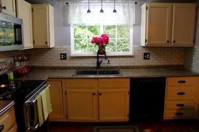 822 Mcdonell Dr, Columbus, OH 43230 - photo 5