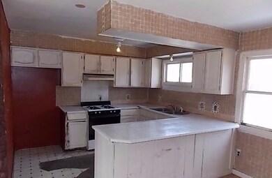 6486 Oakville Waltz Rd, Belleville, MI 48111 - photo 5