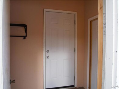 422 South St unit 2, Jim Thorpe, PA 18229 - photo 2