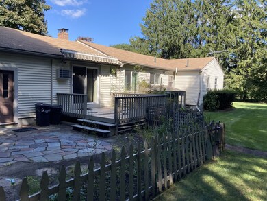 16 Deerfield Rd unit 1, Sharon, MA 02067 - photo 2