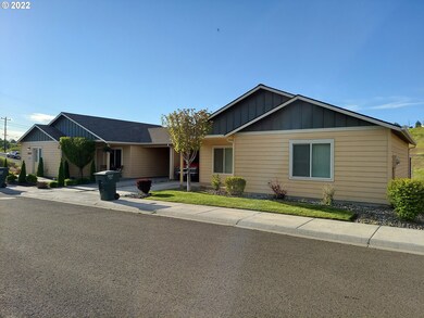 1772 SW Jones Cir, Pendleton, OR 97801 - photo 2