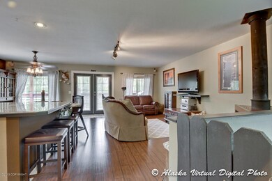 Living/ Dining