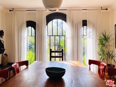 2112 S Victoria Ave, Los Angeles, CA 90016 - photo 6