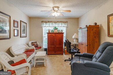 Owner's Suite Sitting Area