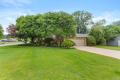 4116 Forest Plaza Dr.