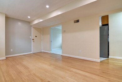 30 Trull St unit 1, Boston, MA 02125 - photo 5