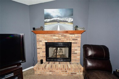 12230 Doncaster Ct, Fishers, IN 46037 - photo 7