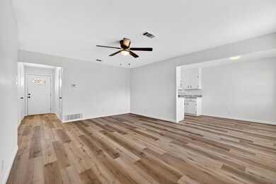 701 Hillside Dr, Sherman, TX 75090 - photo 6