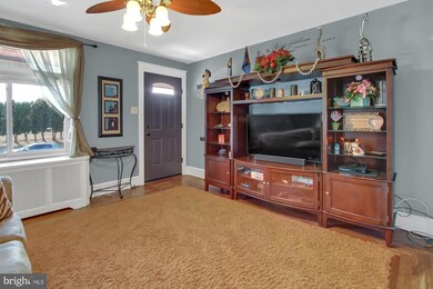 345 N Wyomissing Ave, Reading, PA 19607 - photo 2