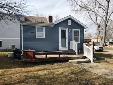 23 Sheffield St, Warwick, RI 02889 - photo 2