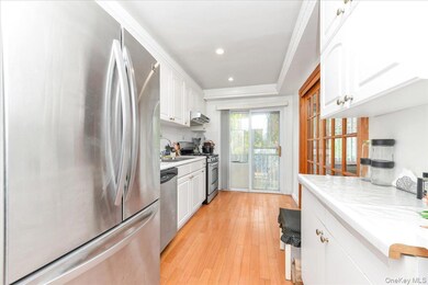 195-31 39th Ave, Flushing, NY 11358 - photo 6