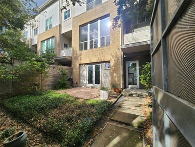 1842 Maryland St, Houston, TX 77006 - photo 2