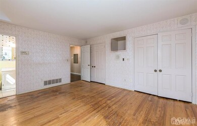 9 Stirling Ct, Metuchen, NJ 08840 - photo 7