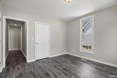 517 N Hart St, Princeton, IN 47670 - photo 2