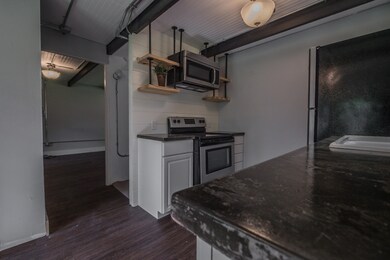 601 Ridgeway Ave Columbia MO-print-005-2