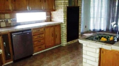 916 Lorena Ct, Donna, TX 78537 - photo 6