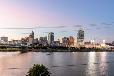 1 Riverside Place unit 208, Covington, KY 41011 - photo 2