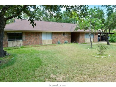 1505 Laura Ln unit CS, College Station, TX 77840 - photo 2