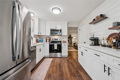 102 Carlsbad Ct, Latrobe, PA 15650 - photo 3