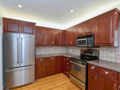 27 Harvard Rd unit 2, Belmont, MA 02478 - photo 3