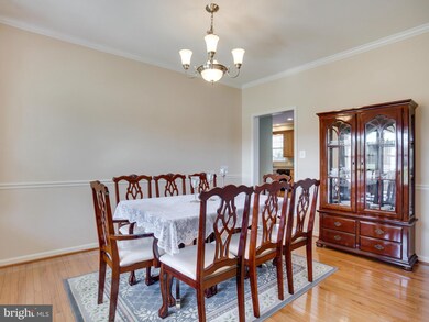 210 Dearbourne Ct, Owings, MD 20736 - photo 6