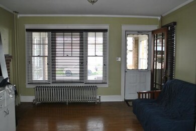 Family/Living Rm hardwood floors...