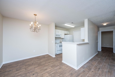2011Hwy17NUnit1400B010