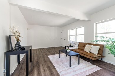 2904 Hiawatha St (Interior)-3