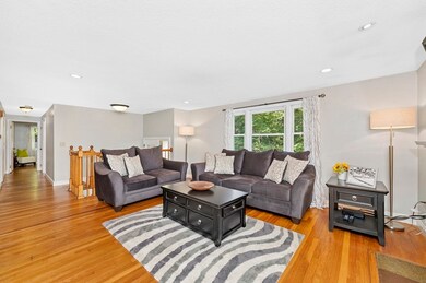 157 Spring St, Stoneham, MA 02180 - photo 5