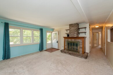 1205 Clover Ln unit 1, McHenry, IL 60051 - photo 4