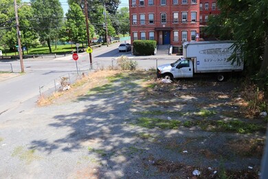 62 Holly St, Lawrence, MA 01841 - photo 5