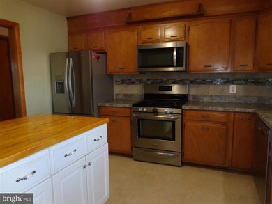 unlisted-address, Warrenton, VA 20186 - photo 3