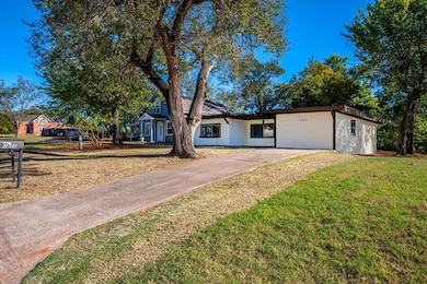 1805 E University Ave, Guthrie, OK 73044 - photo 4