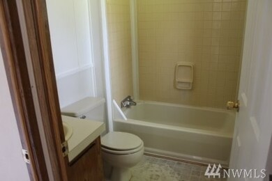 12542 118th Ln SE, Yelm, WA 98597 - photo 6