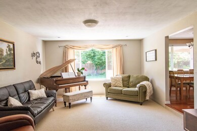 5050 Del Mar Dr, Central Point, OR 97502 - photo 6