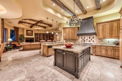 002_Kitchen and Family Room