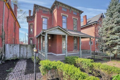 93 King Ave unit 95, Columbus, OH 43201 - photo 2