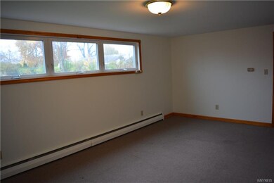 Spacious Family Room