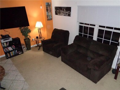 926 W Tioga St, Allentown, PA 18103 - photo 3