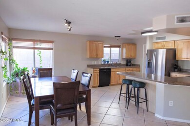 Eat in kitchen