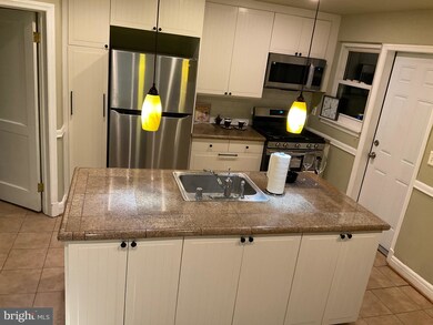 8550 Willow Oak Rd, Parkville, MD 21234 - photo 4