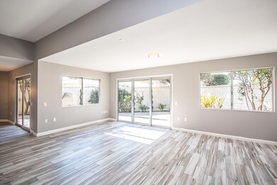 10646 W Pineaire Dr, Sun City, AZ 85351 - photo 5